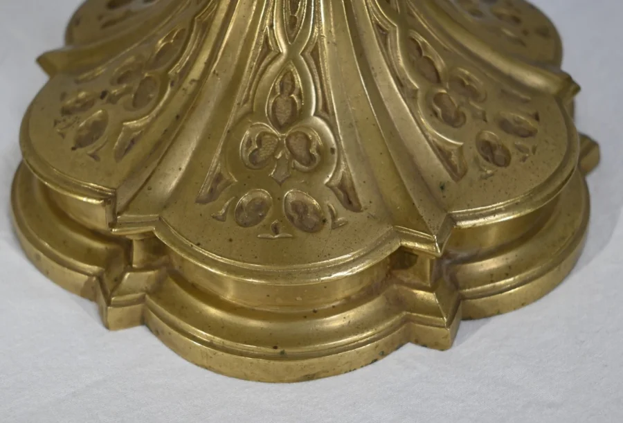 Important Flambeau en Bronze Doré – Fin XIXe