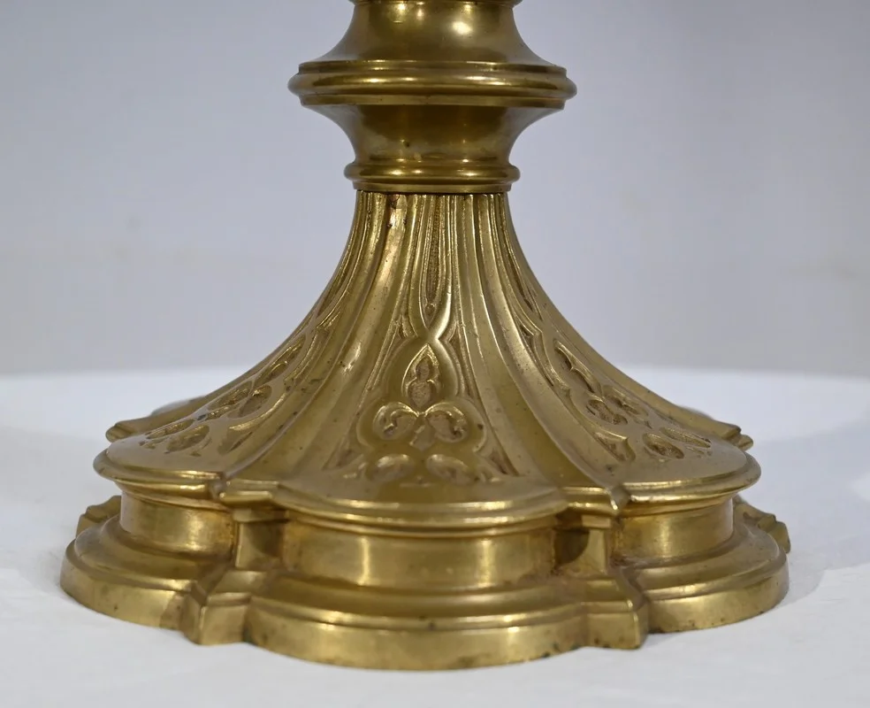 Important Flambeau en Bronze Doré – Fin XIXe