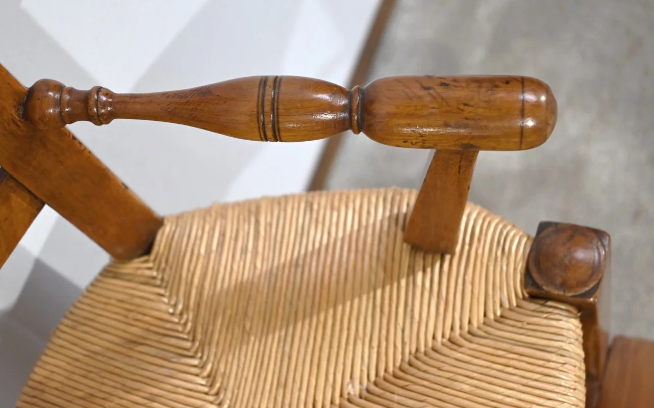 Chaise Haute d’enfant en Merisier – Milieu XIXe