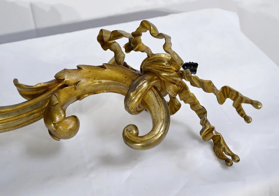 WANDLEUCHTE IM LOUIS XVI-STIL