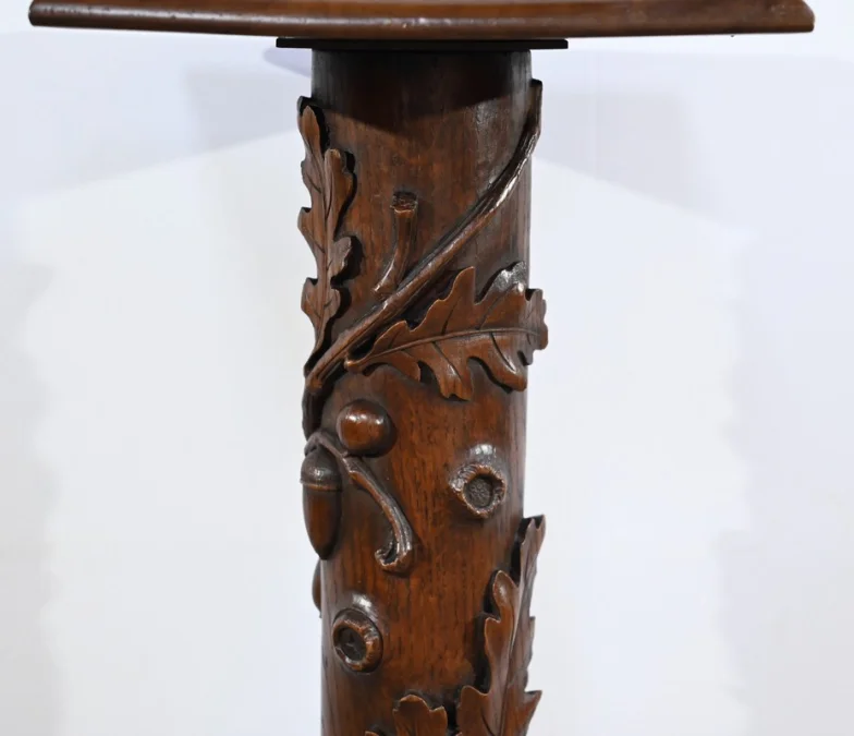 Colonne en Chêne et en Noyer, Art Nouveau - 1900