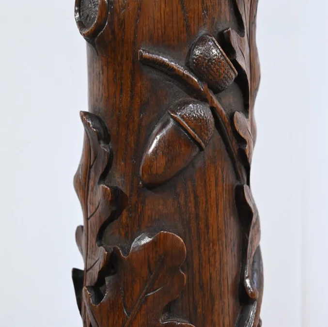Colonne en Chêne et en Noyer, Art Nouveau - 1900
