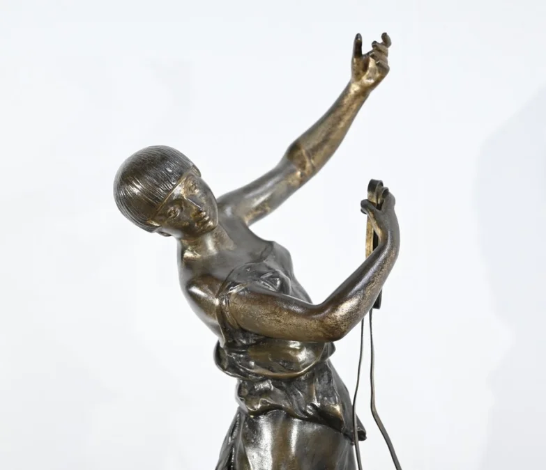 SKULPTUR AUS DER ART-DECO-ZEIT