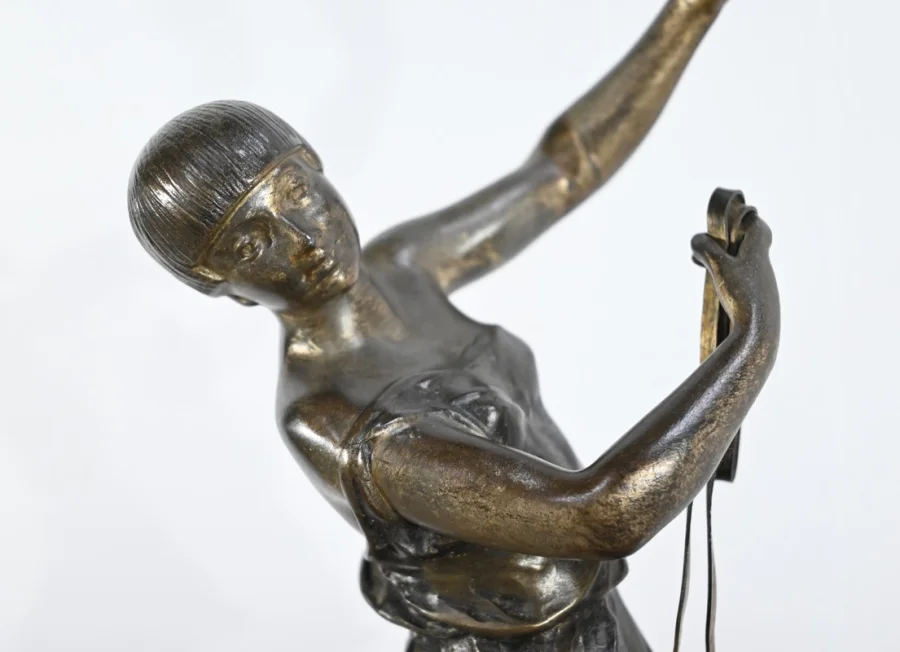 SKULPTUR AUS DER ART-DECO-ZEIT