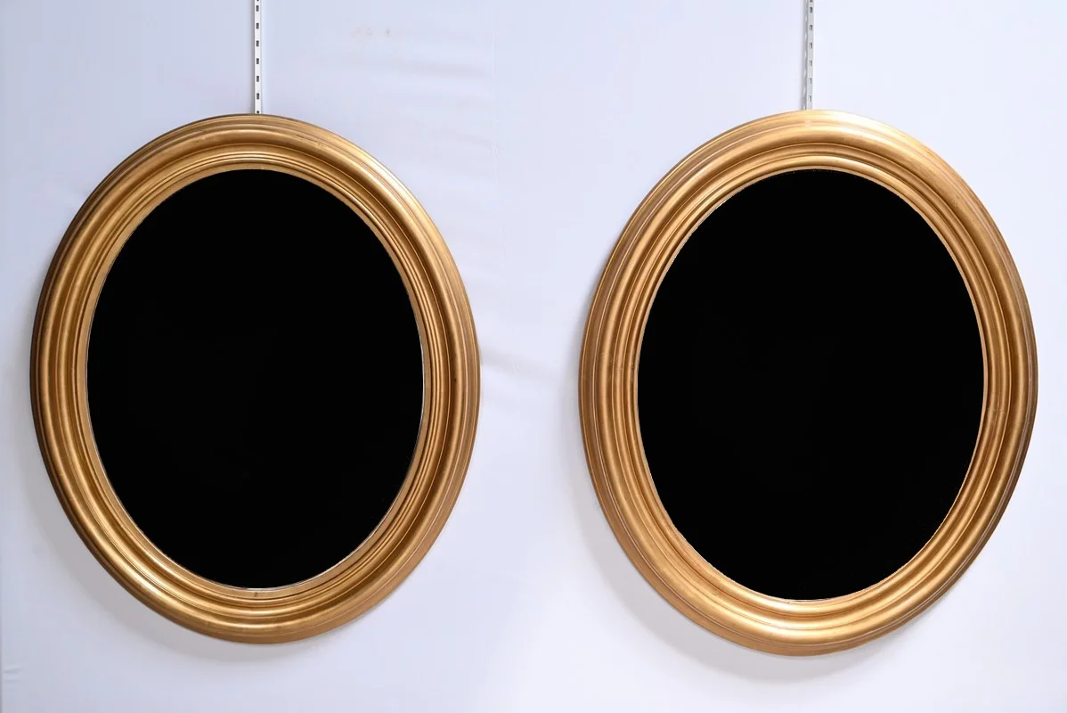 Rare Paire de Miroirs Ovales – Milieu XIXe