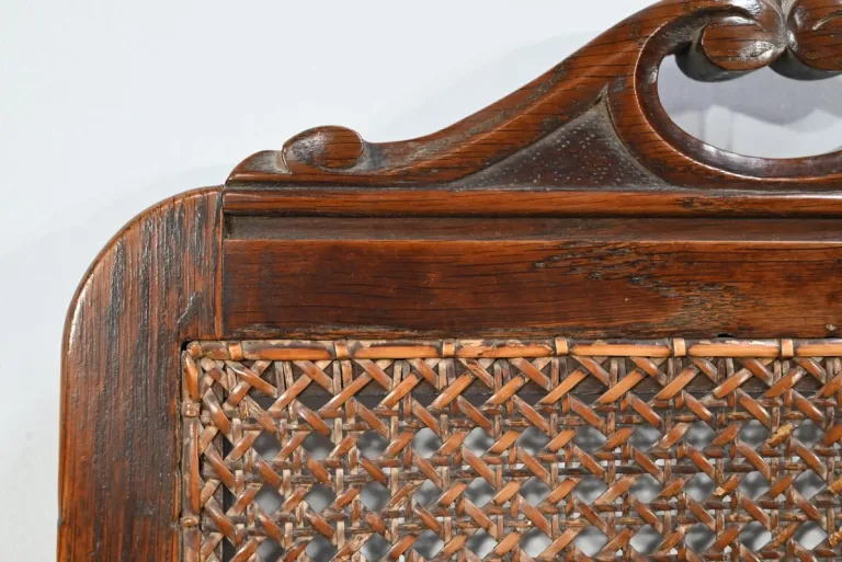 Suite de 4 Chaises en Chêne, époque Louis Philippe – 2ème partie XIXe