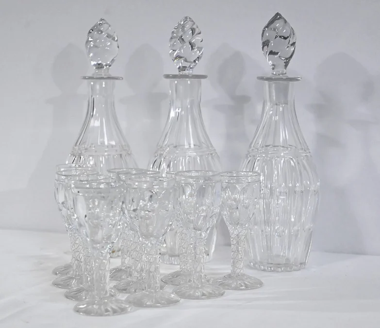 BOHEMIAN CRYSTAL LIQUEUR SERVICE