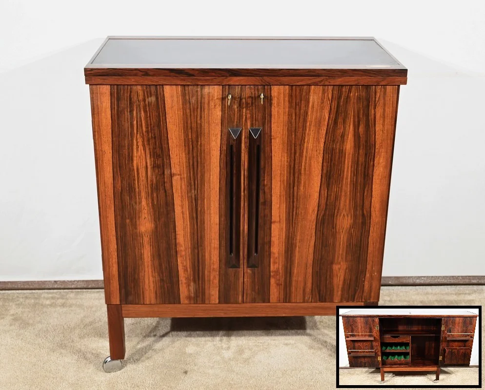SCANDINAVIAN DRINKS CABINET
