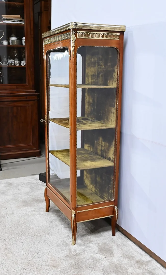 GABINETE DE EXHIBICIÓN DE ESTILO DE TRANSICIÓN FRANCESA