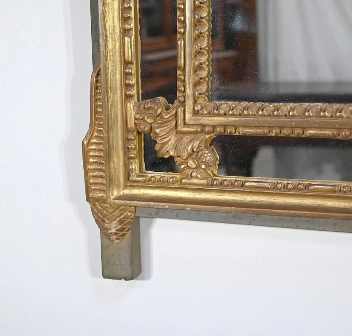 SPIEGEL IM LOUIS XVI-STIL
