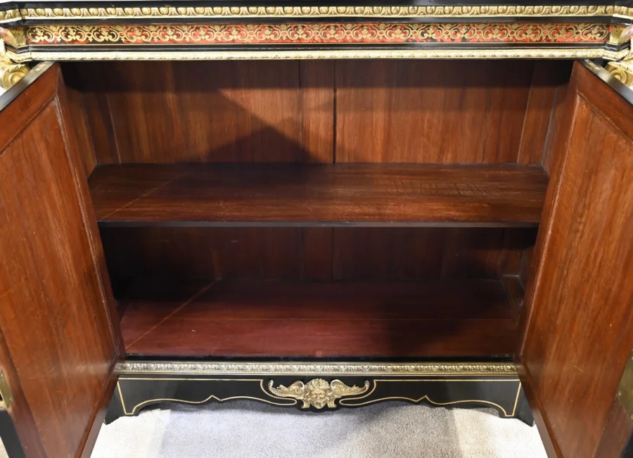 Buffet en Marqueterie « Boulle », époque Napoléon III – Milieu XIXe