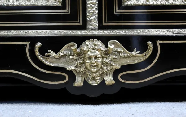 Buffet en Marqueterie « Boulle », époque Napoléon III – Milieu XIXe
