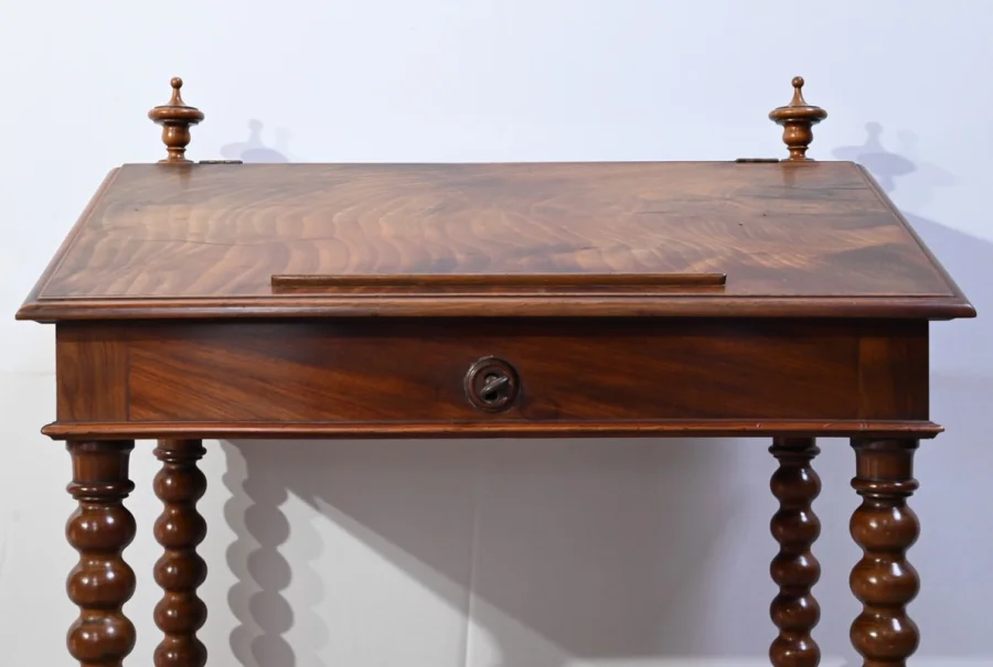 LOUIS PHILIPPE PERIOD DESK