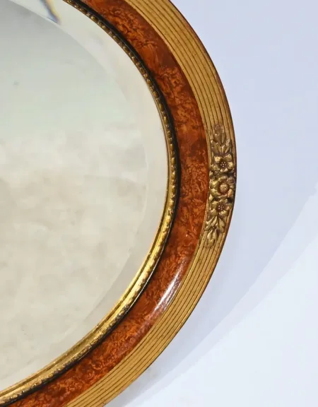 Miroir Ovale en Bois Doré – Début XXe