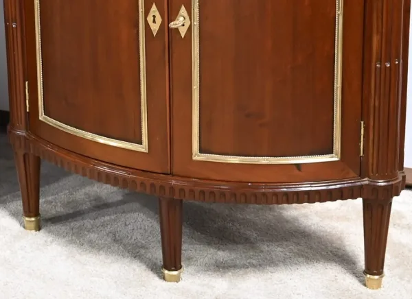Paire d’Encoignures en Acajou, époque Louis XVI – XVIIIe
