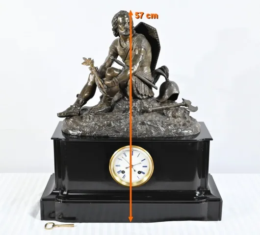 MARNLE AND BRONZE CLOCK