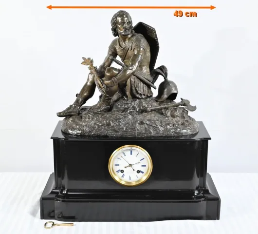 MARNLE AND BRONZE CLOCK