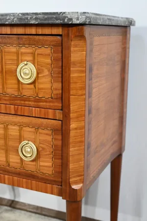 Petite Commode Sauteuse en Acajou et Bois de Rose, époque Louis XVI – XVIIIe