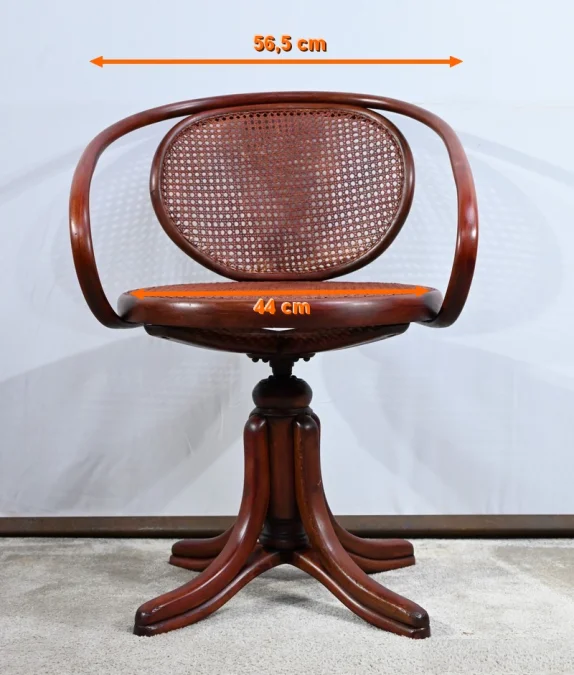 DREHSESSEL IM THONET-STIL