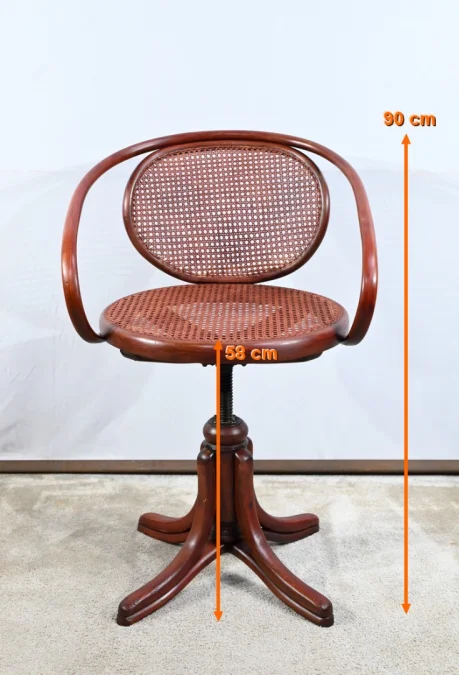 DREHSESSEL IM THONET-STIL