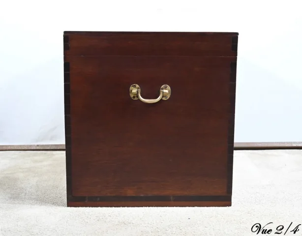 TEAK KIST