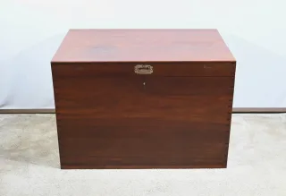 TEAK CHEST
