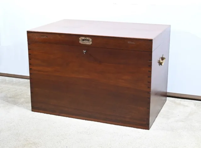TEAK KIST