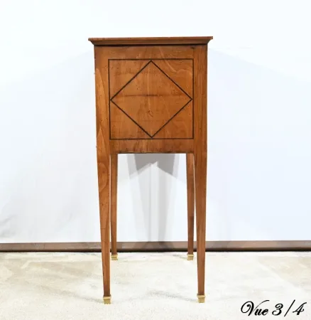 Petit Meuble de Salon en Noyer, style Transition Louis XVI/Directoire – 1ère Partie XIXe