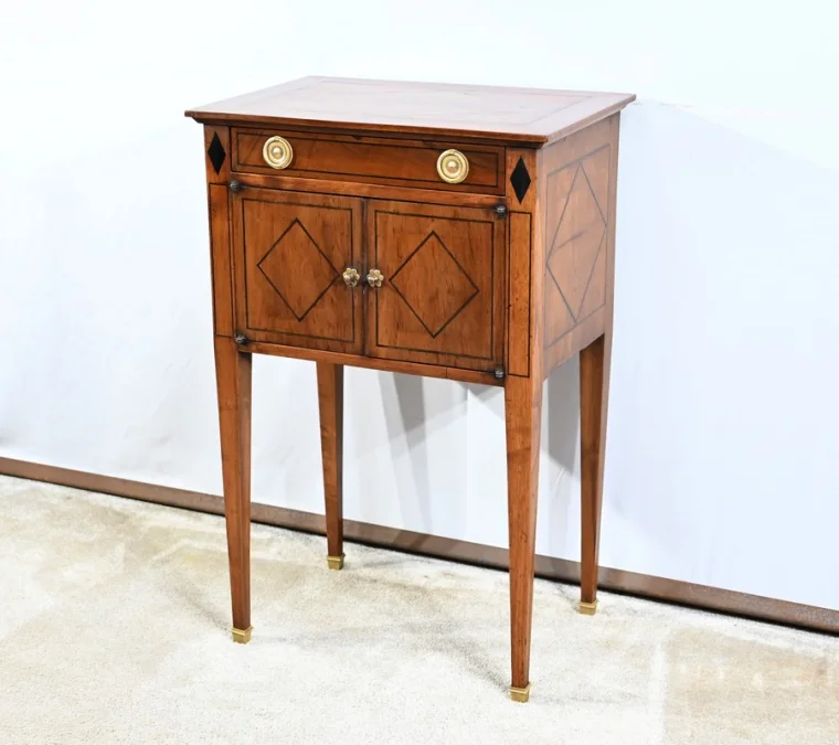 TRANSITION STYLE CABINET