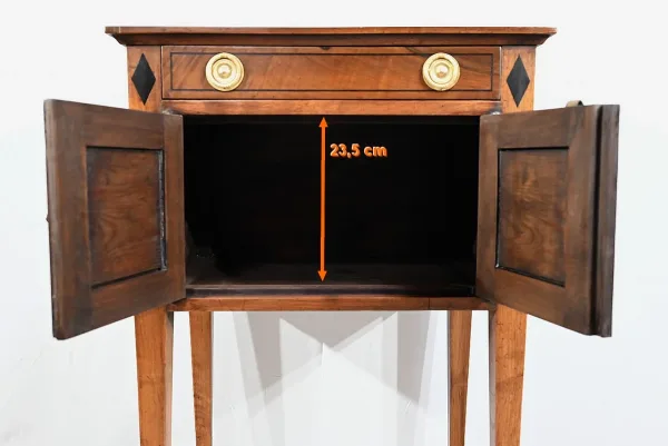 Petit Meuble de Salon en Noyer, style Transition Louis XVI/Directoire – 1ère Partie XIXe