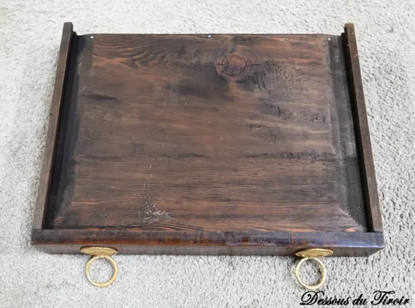 Petit Meuble de Salon en Noyer, style Transition Louis XVI/Directoire – 1ère Partie XIXe