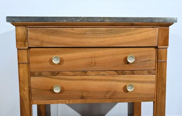 Petite Commode Chiffonnière de Propriété en Noyer, époque Directoire – Début XIXe