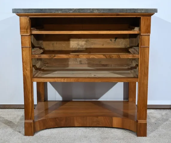 FRENCH CHEST OF DRAWERS