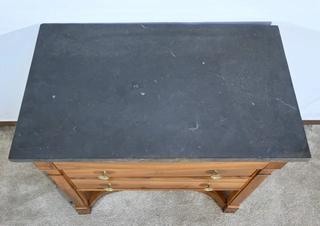 FRENCH CHEST OF DRAWERS