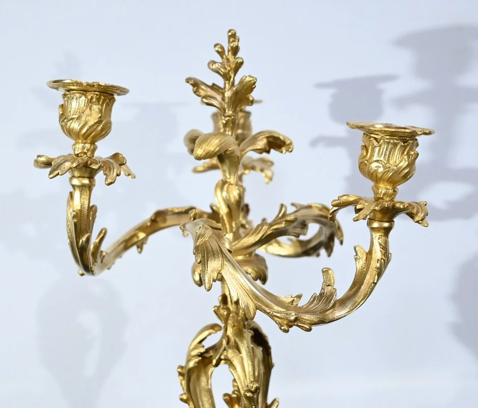 Paire de Candélabres en Bronze Doré, style Louis XV – Fin XIXe