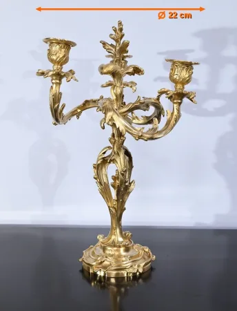 PAIR OF LOUIS XV STYLE CANDELABRA