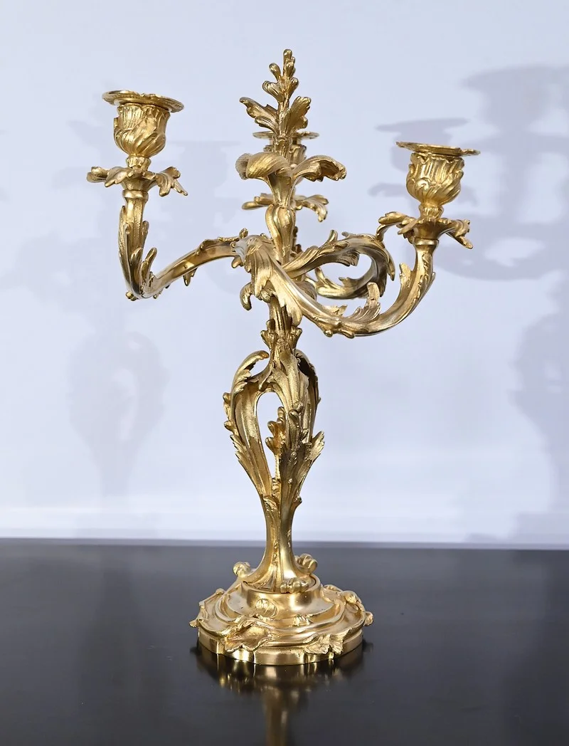 Paire de Candélabres en Bronze Doré, style Louis XV – Fin XIXe