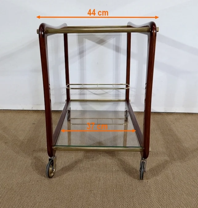 Paire de Tables Dessertes Roulantes en Acajou massif, Verre et Laiton - 1960