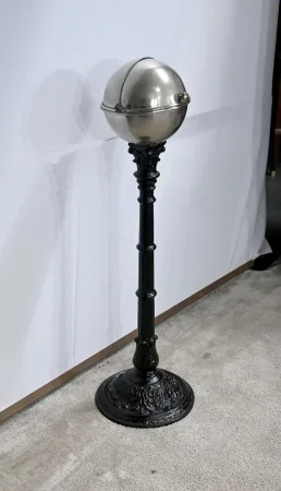 Rare Boule de Bistrot en Laiton et Fonte, Art Nouveau - 1900