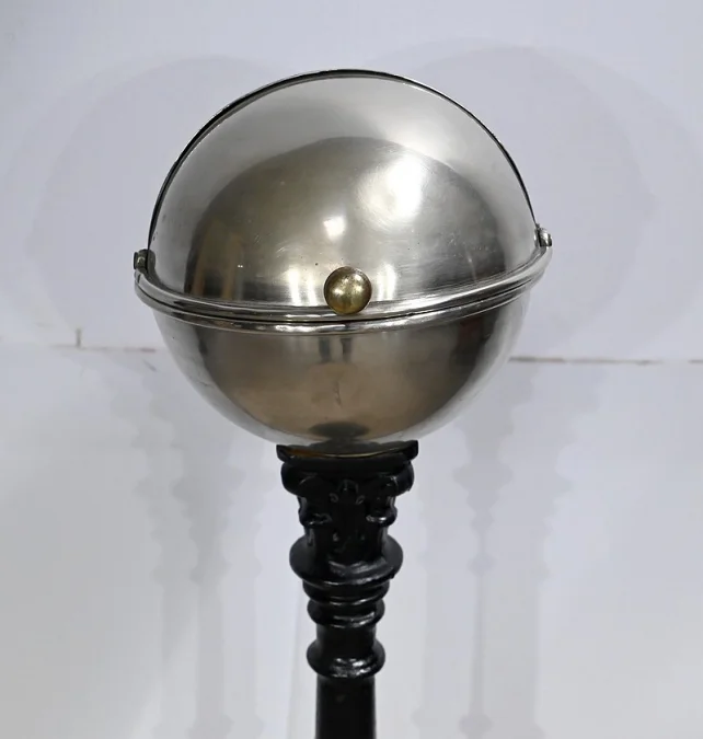 Rare Boule de Bistrot en Laiton et Fonte, Art Nouveau - 1900