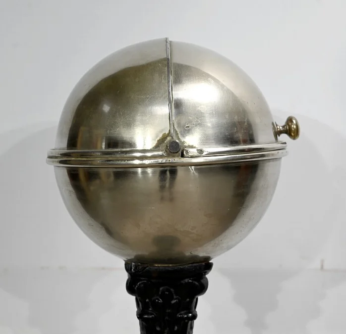 Rare Boule de Bistrot en Laiton et Fonte, Art Nouveau - 1900