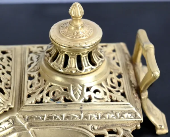Encrier en Bronze Doré – Fin XIXe
