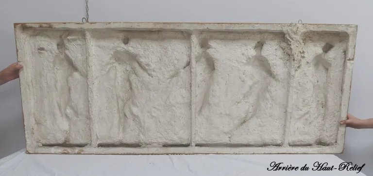 Sculpture Haut-Relief en Plâtre, « Danseuses de Borghèse » – XIXe