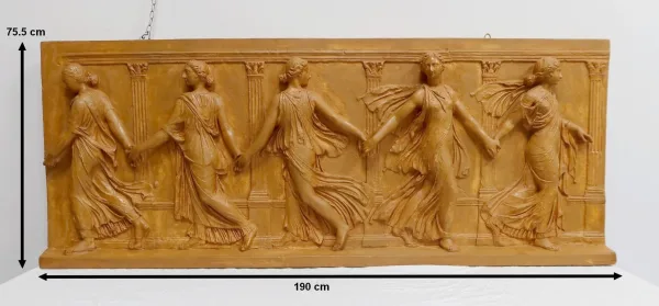 Sculpture Haut-Relief en Plâtre, « Danseuses de Borghèse » – XIXe