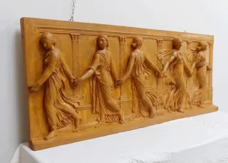 Hochrelief-Skulptur aus Gips