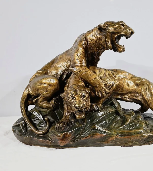 BRONZEN GROEP getekend E. DROUT