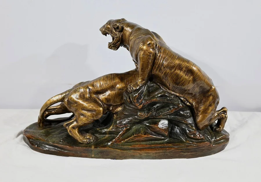 BRONZEN GROEP getekend E. DROUT