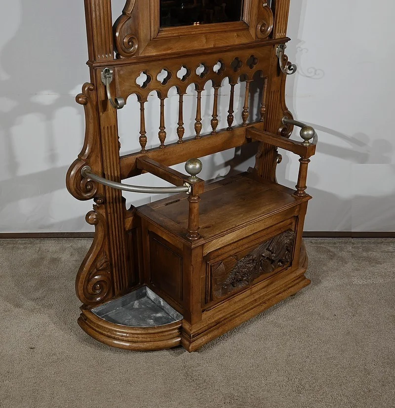 Rare Vestiaire Coffre de Vestibule en Noyer – Fin XIXe