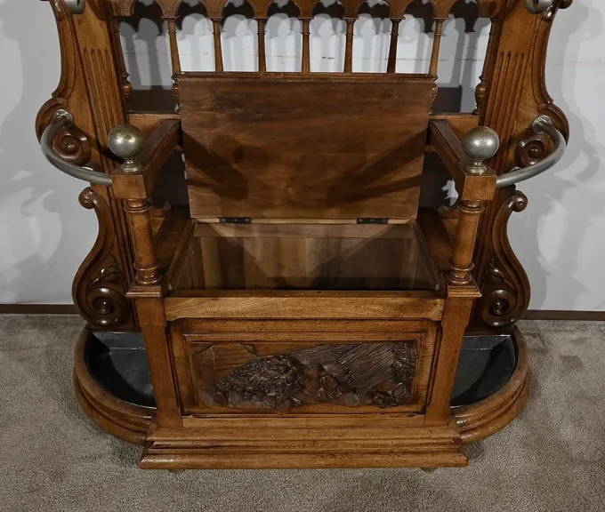 Rare Vestiaire Coffre de Vestibule en Noyer – Fin XIXe