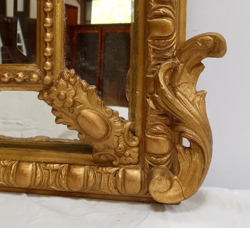 Miroir à Parcloses en Bois Doré, style Louis XIV, époque Napoléon III – XIXe